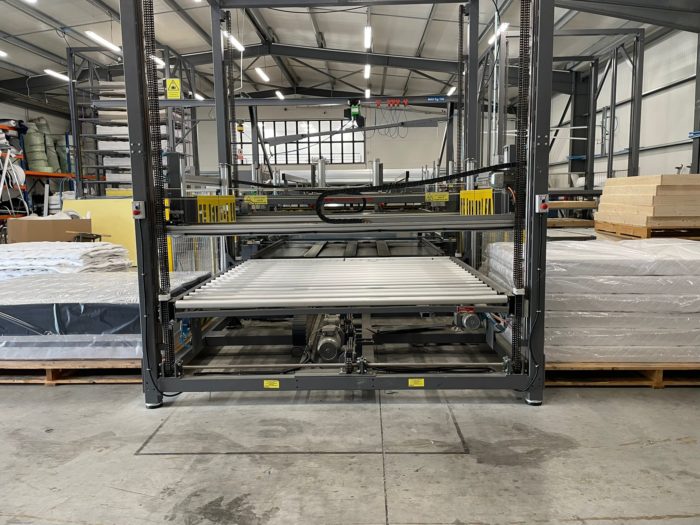 SECOND-HAND STACKER MACHINE - Image 3