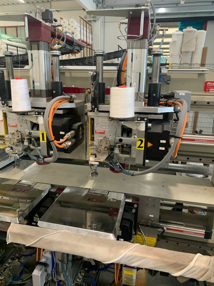 Trapuntatrice a 2 teste con taglierina - immagine 4